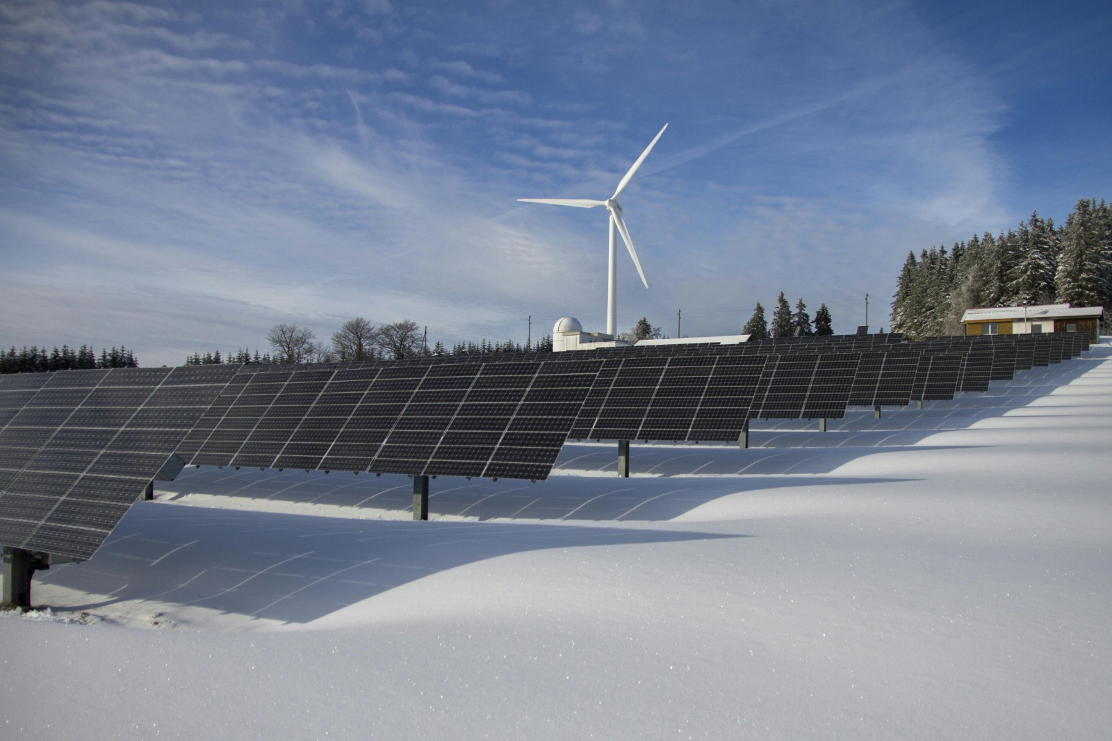 Solar and Battery Storage Installation for Reliable Backup Power