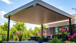 Visually stunning Terrassenueberdachung Ungarn in a beautiful garden with modern design.